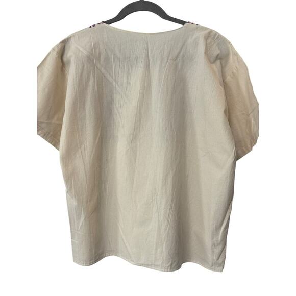 Women’s Unbranded Purple Floral Embroidered Crème Shirt Sz L - Picture 3 of 3